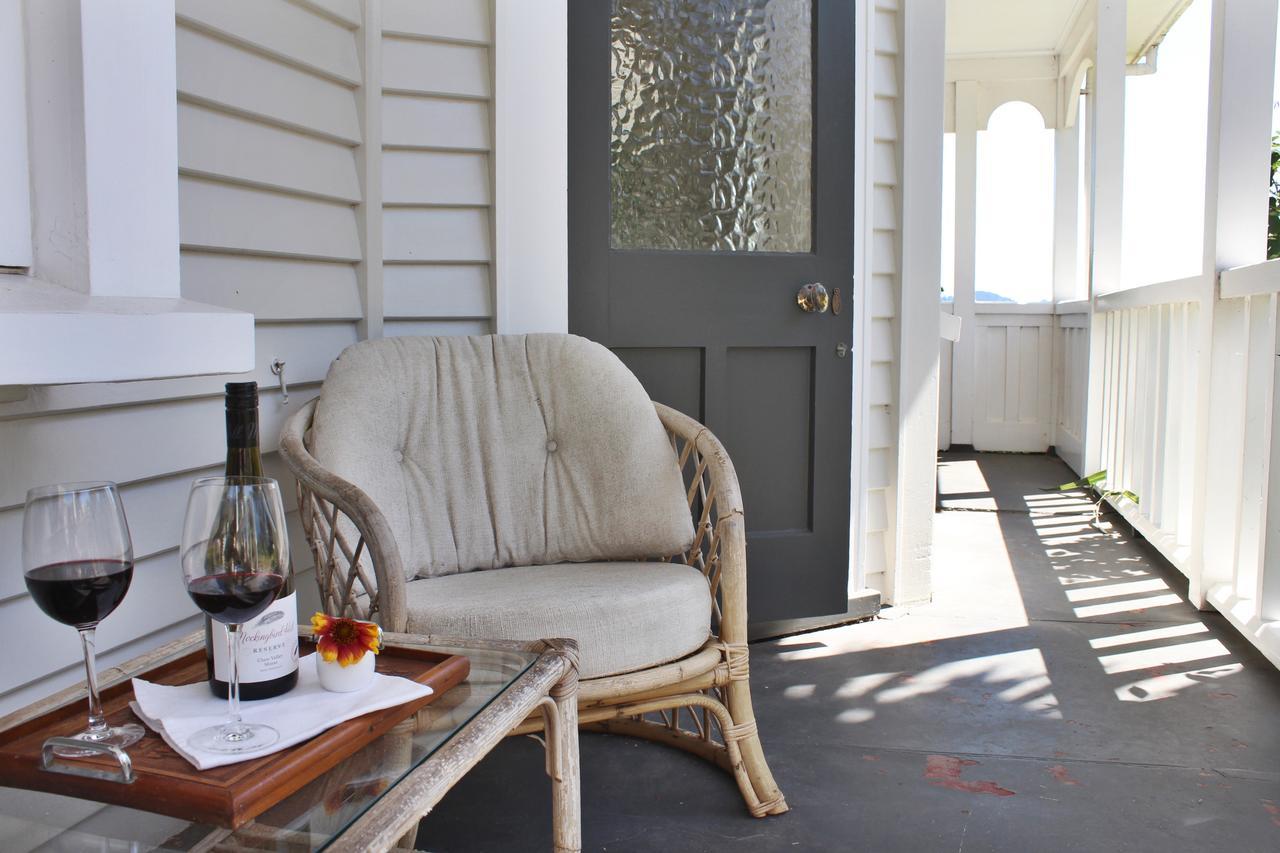 Browns Boutique Bed And Breakfast Whanganui Eksteriør billede